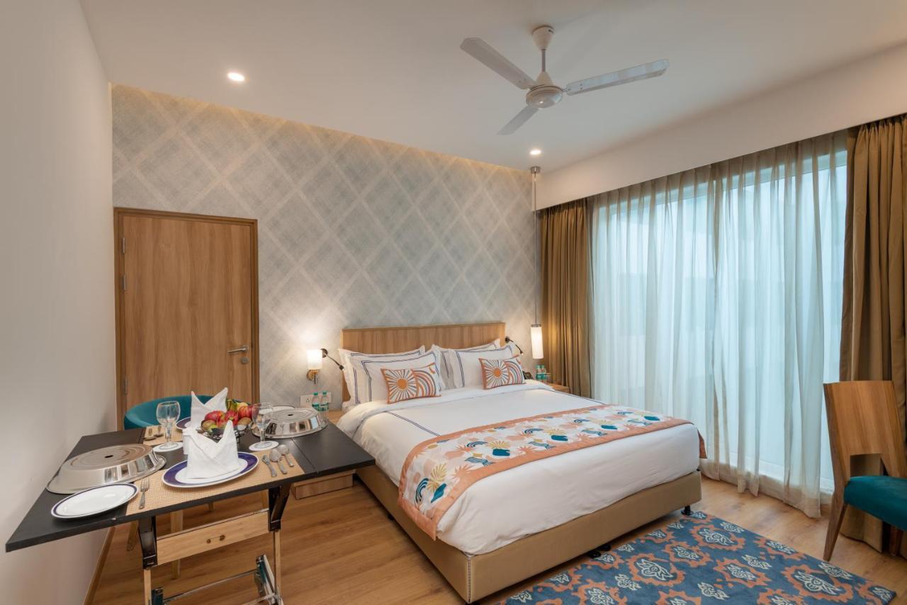 Expoinn Suites And Convention Greater Noida Exteriör bild